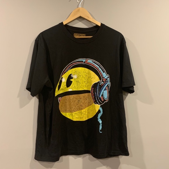 PAC-MAN Licensed T-Shirt - Picture 1 of 7